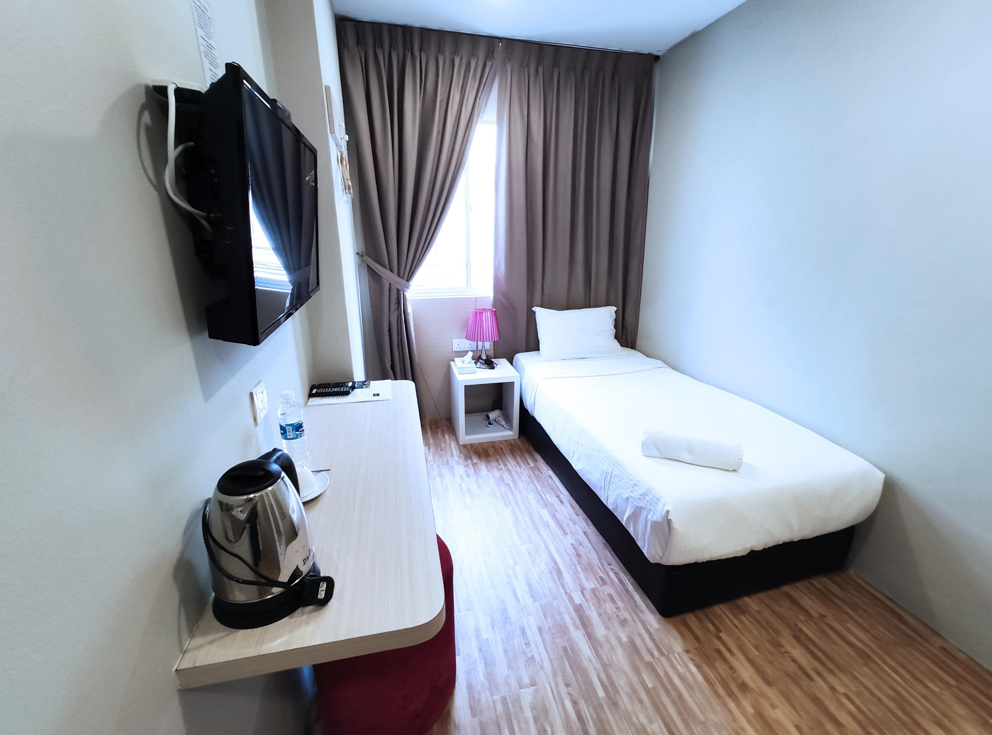 Princess Hotel Pontian Понтіан-Кечіл Екстер'єр фото