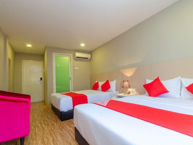 Princess Hotel Pontian Понтіан-Кечіл Екстер'єр фото