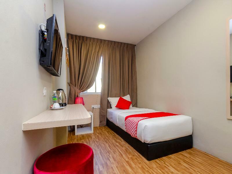 Princess Hotel Pontian Понтіан-Кечіл Екстер'єр фото